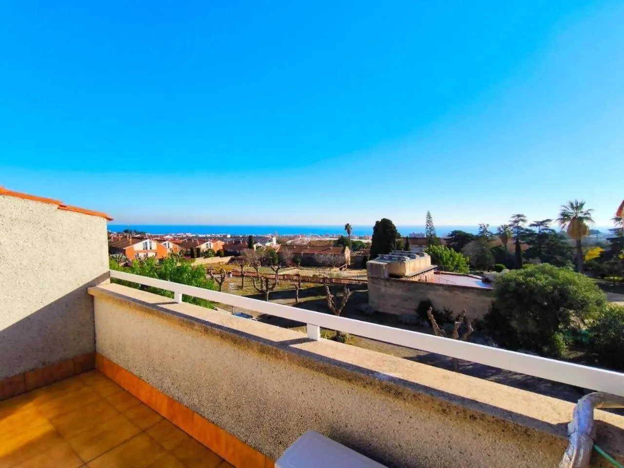 Premia Horizon House Familiar 30 To Bcn Apartment Premia De Dalt 0*,